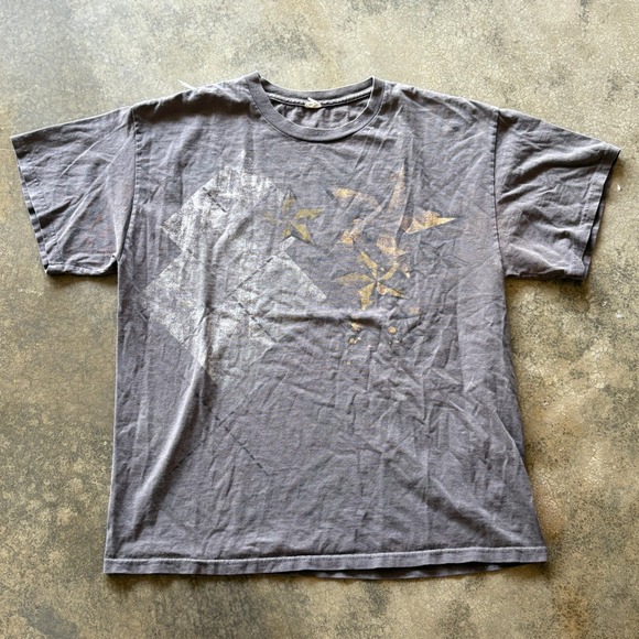 Gildan Other - Gray Graphic Print T-Shirt Men's Short Sleeve Casual Top